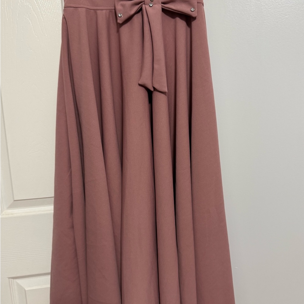 Elegant Mauve Skirt with Bow Detail